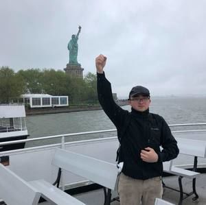 Meet your Posher, Max